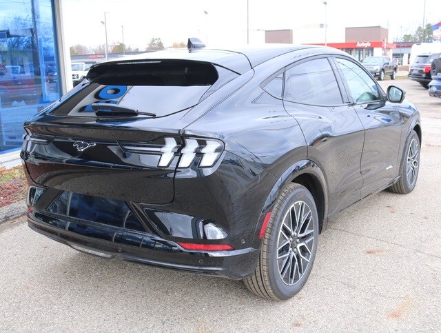 2024 Ford Mustang Mach-E Premium photo 2