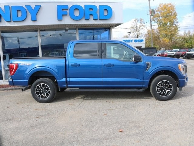 Used 2022 Ford F-150 XLT with VIN 1FTEW1EP1NFC24723 for sale in Charlotte, MI