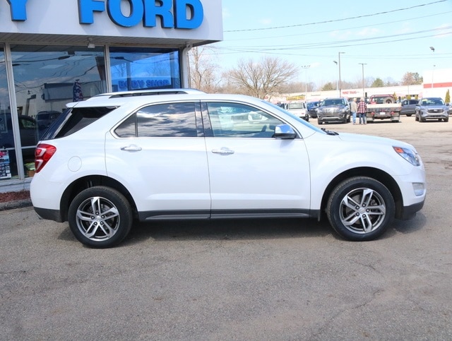 Used 2017 Chevrolet Equinox Premier with VIN 2GNFLGE39H6201631 for sale in Charlotte, MI