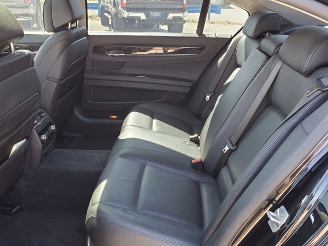 2013 BMW 7 Series 740i - Photo 11