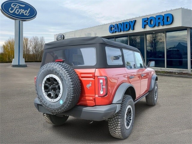 2024 Ford Bronco Badlands photo 2