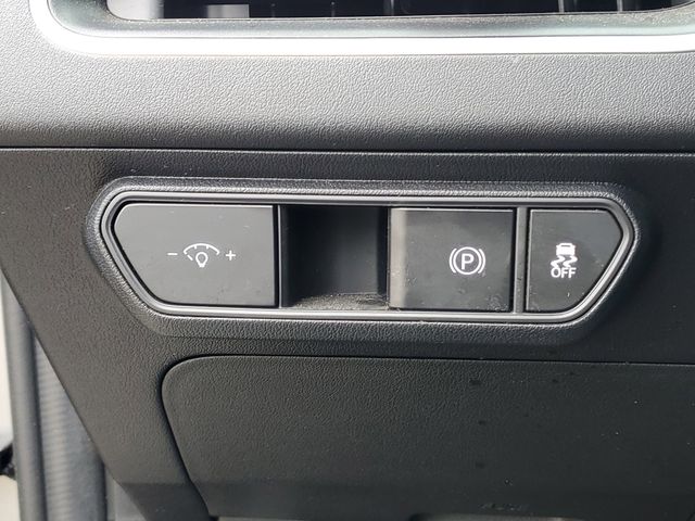 2025 Kia K4 LXS - Photo 13