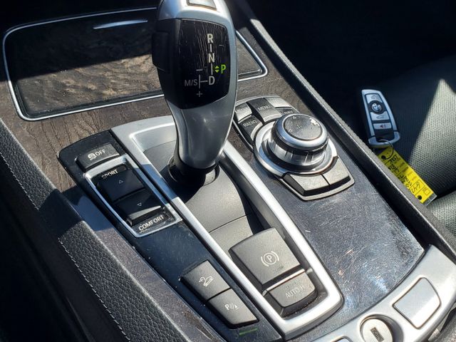 2013 BMW 7 Series 740i - Photo 22