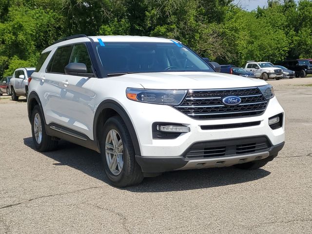 2021 Ford Explorer XLT 4WD's photo