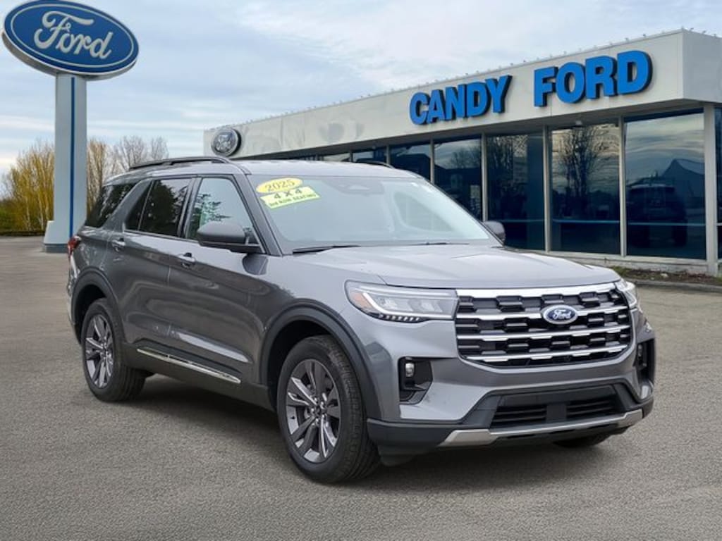 Used 2025 Ford Explorer Active SUV