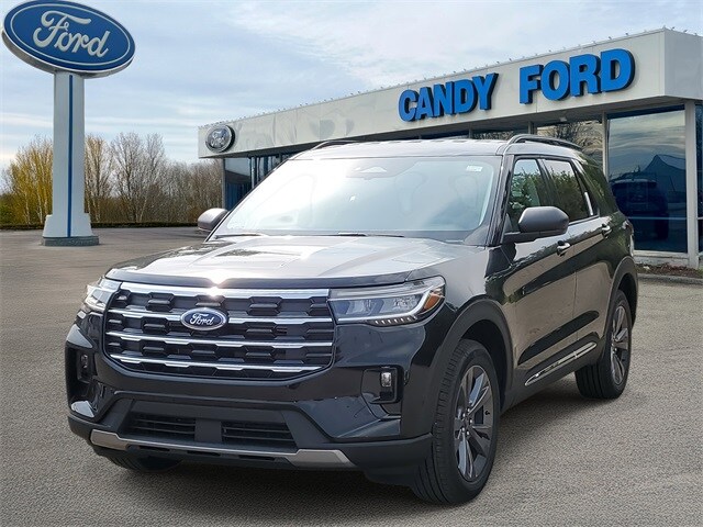 2025 Ford Explorer photo 2