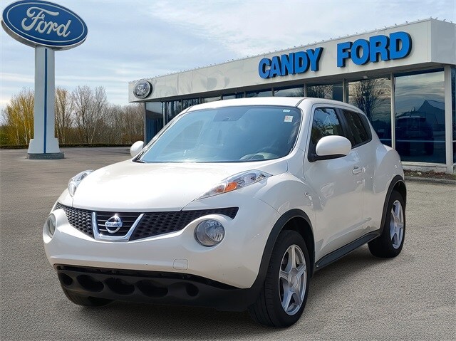 2013 Nissan Juke SV photo 2