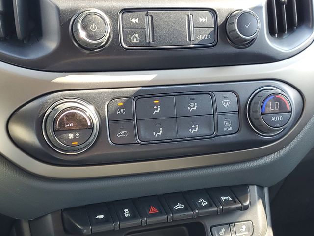 2022 Chevrolet Colorado Z71 - Photo 24