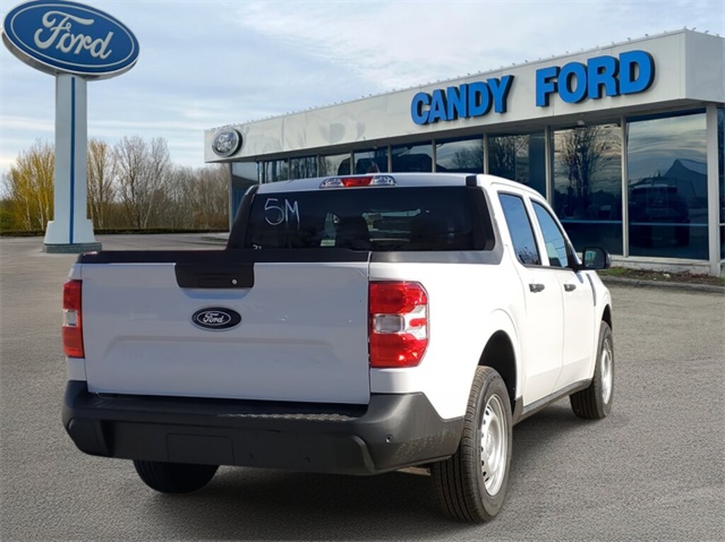 New 2025 Ford Maverick XL Truck