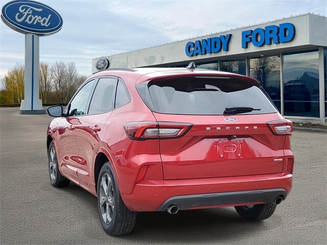 2023 Ford Escape ST-Line photo 2