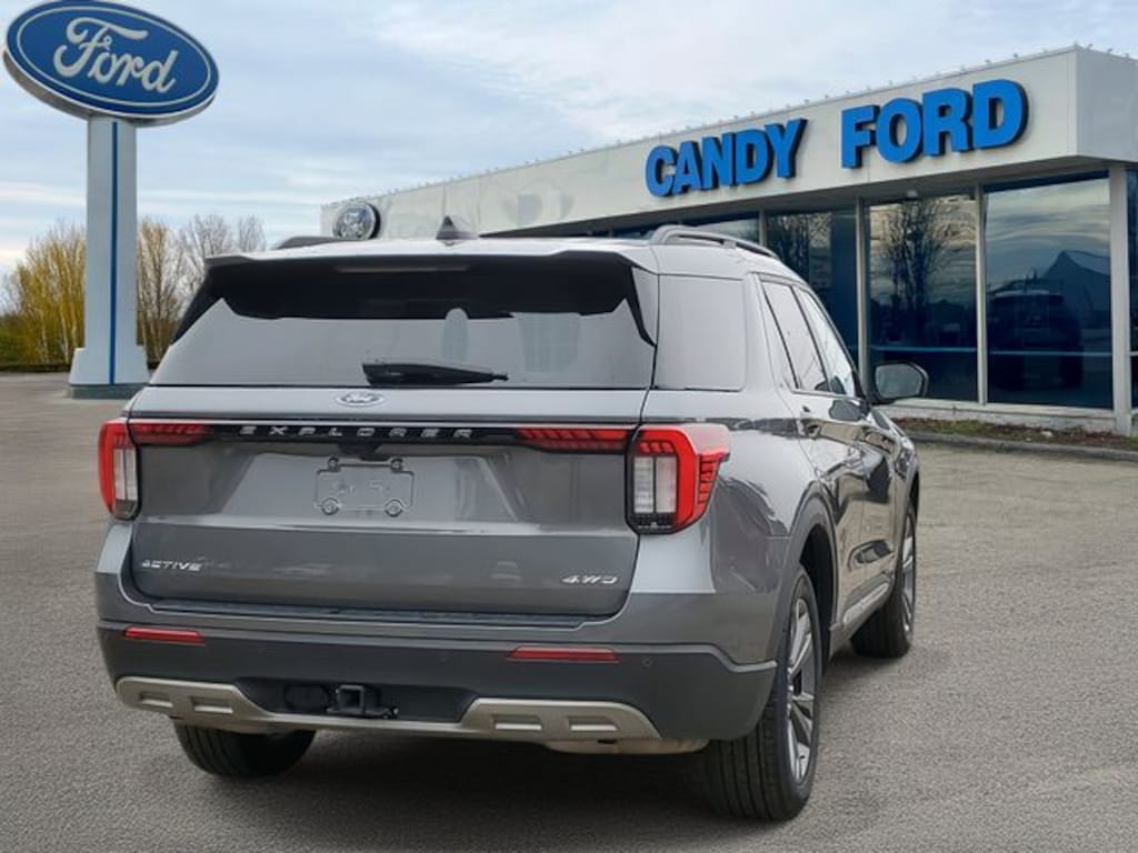 Used 2025 Ford Explorer Active SUV