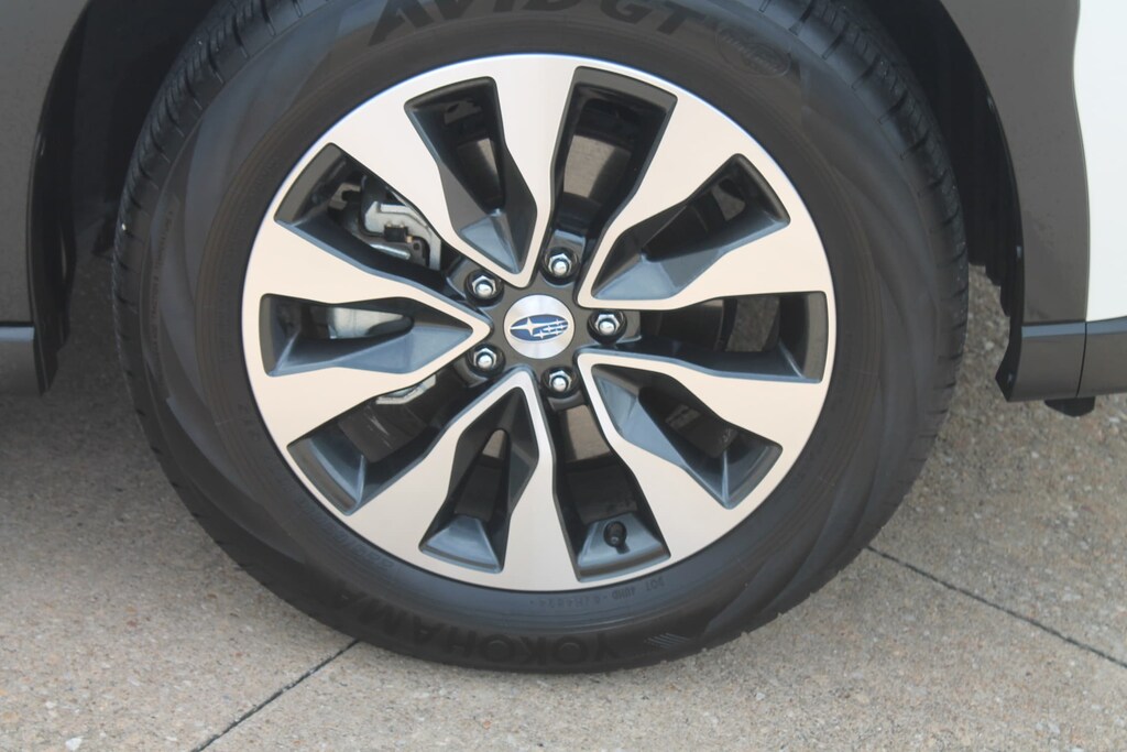 Used 2025 Subaru Outback Touring XT SUV