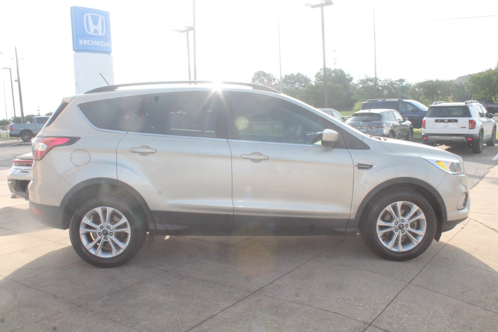 Used 2018 Ford Escape SE SUV
