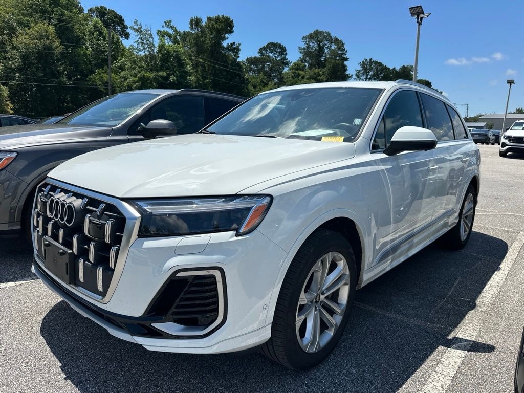 Used 2025 Audi Q7 55 Premium SUV