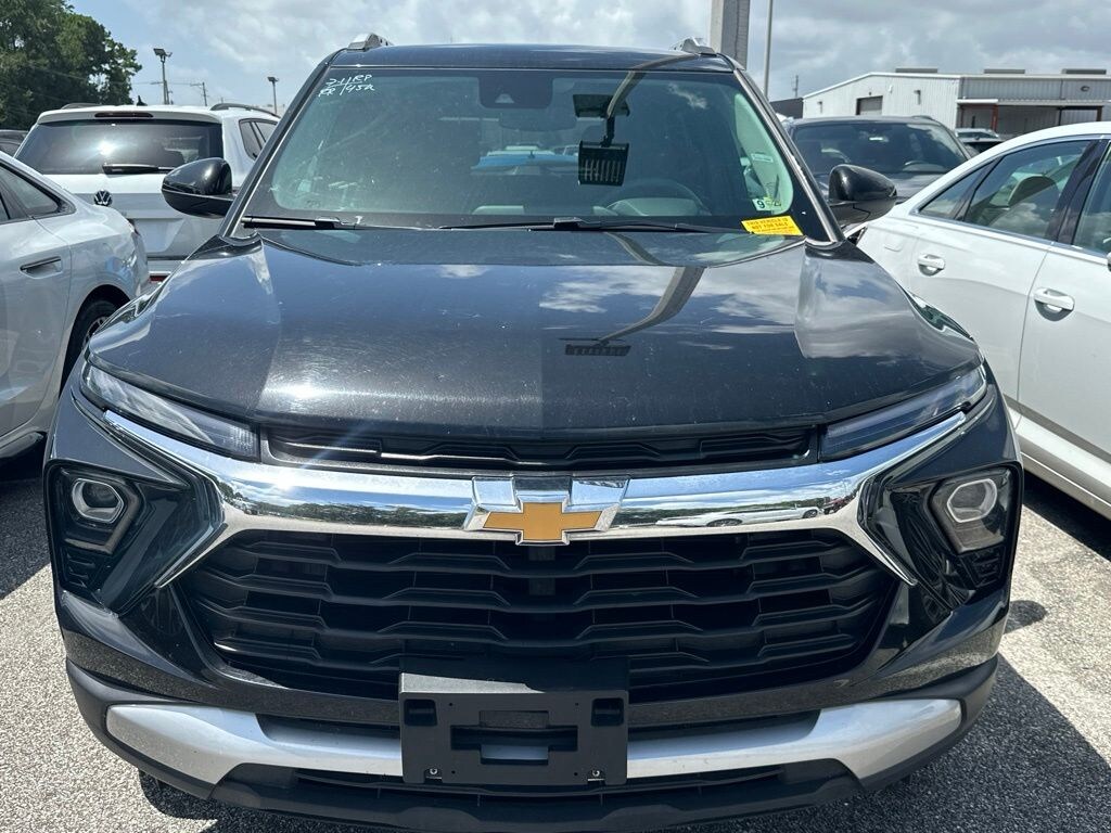 Used 2025 Chevrolet Trailblazer LT SUV