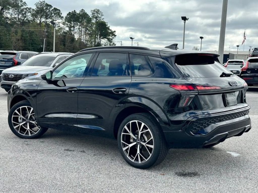 New 2026 Audi Q3 S line SUV