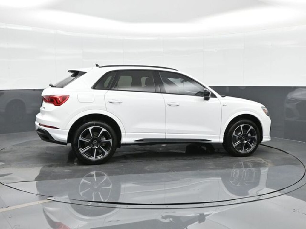 New 2025 Audi Q3 45 S line Premium SUV