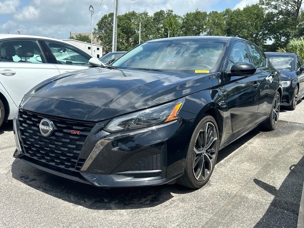 Used 2024 Nissan Altima 2.5 SR Sedan