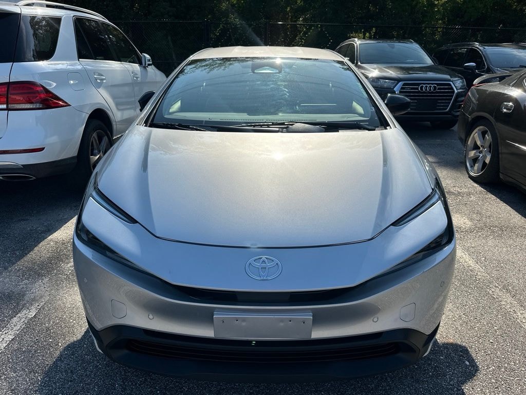 Used 2025 Toyota Prius LE Hatchback