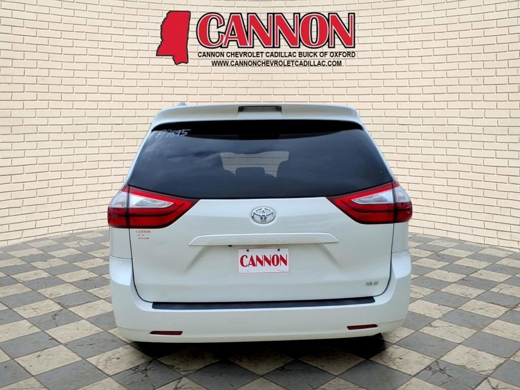 Used 2017 Toyota Sienna XLE Auto Access Seat