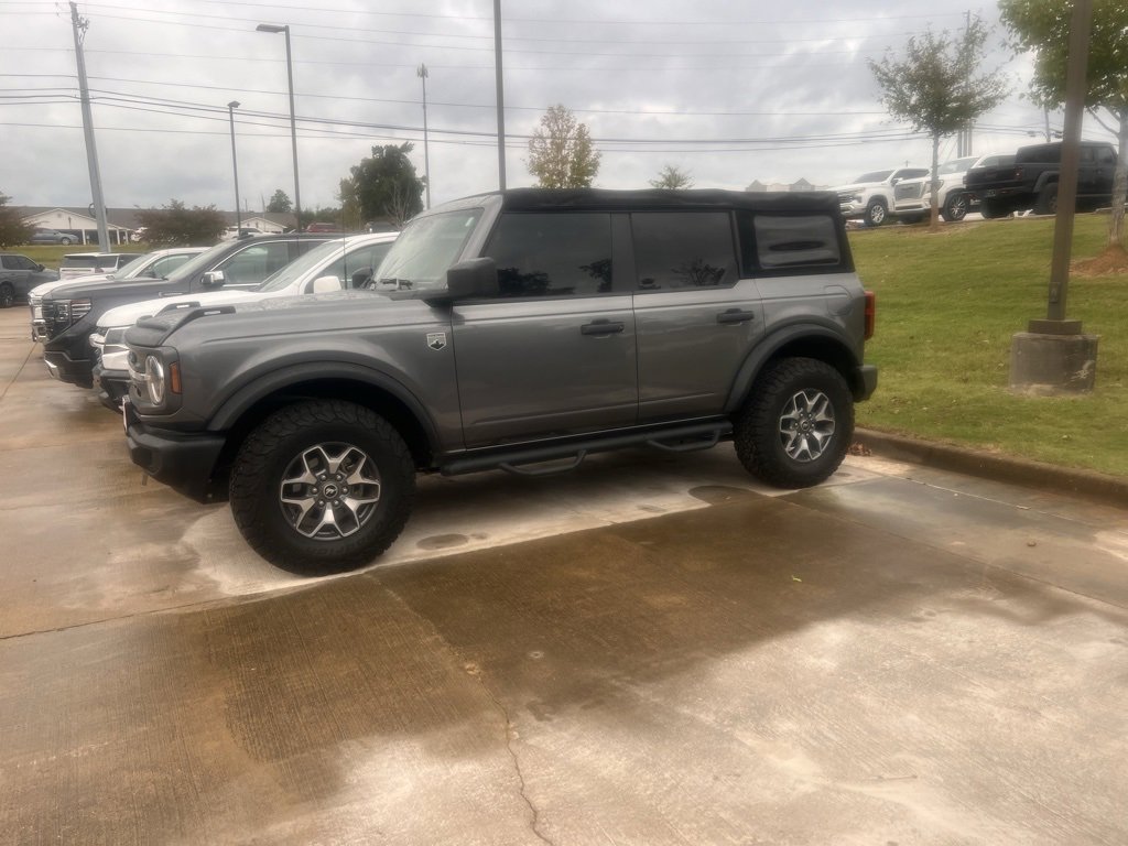 2022 Ford Bronco Base photo 4