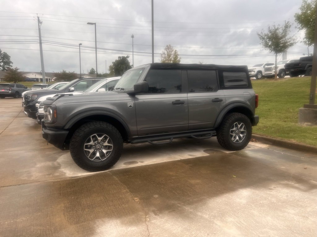 2022 Ford Bronco Base photo 3