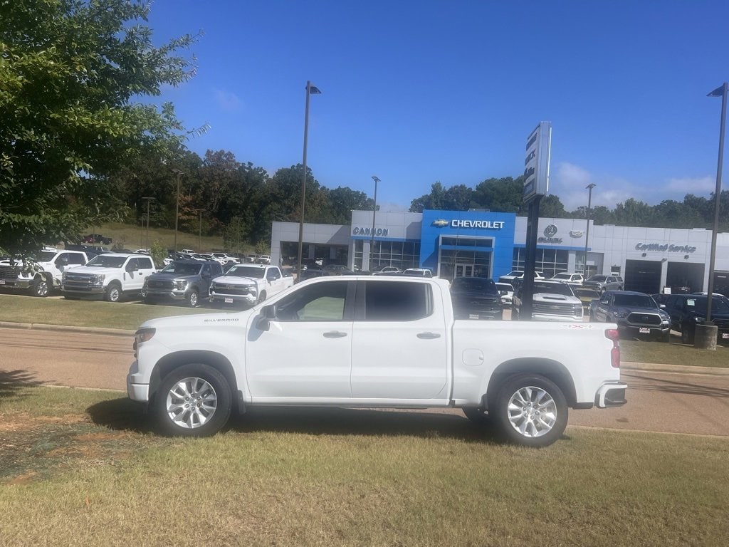 Used 2023 Chevrolet Silverado 1500 Custom with VIN 1GCPDBEK4PZ110399 for sale in Oxford, MS