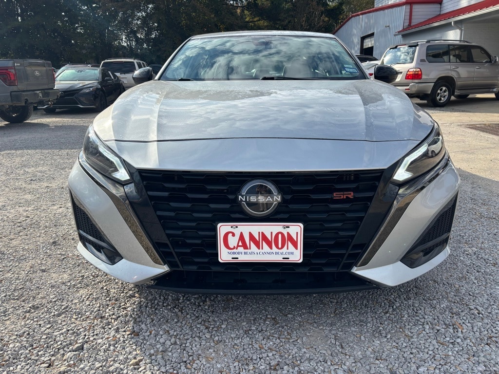 Used 2024 Nissan Altima 2.5 SR Sedan