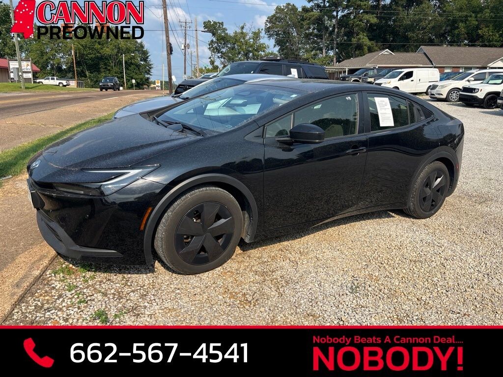 Used 2024 Toyota Prius LE Hatchback
