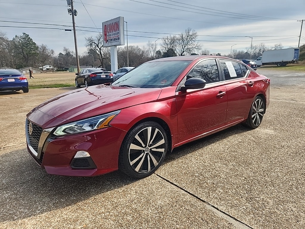 2020 Nissan Altima SR