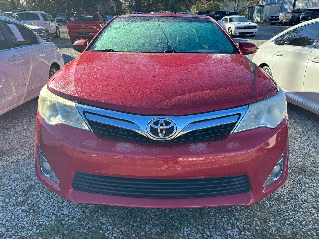 2012 Toyota Camry photo 2
