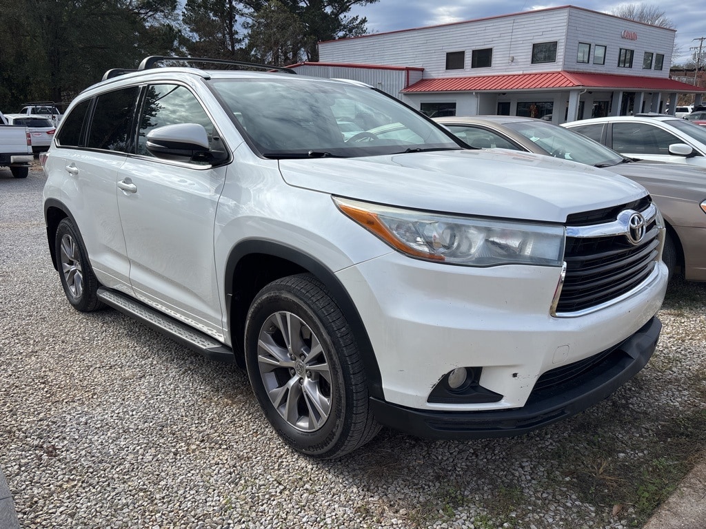 2015 Toyota Highlander XLE's photo