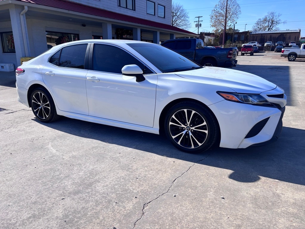 Used 2018 Toyota Camry L Sedan