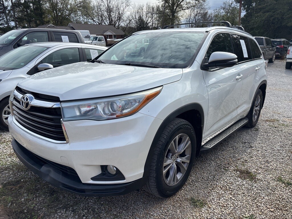 2015 Toyota Highlander XLE photo 3