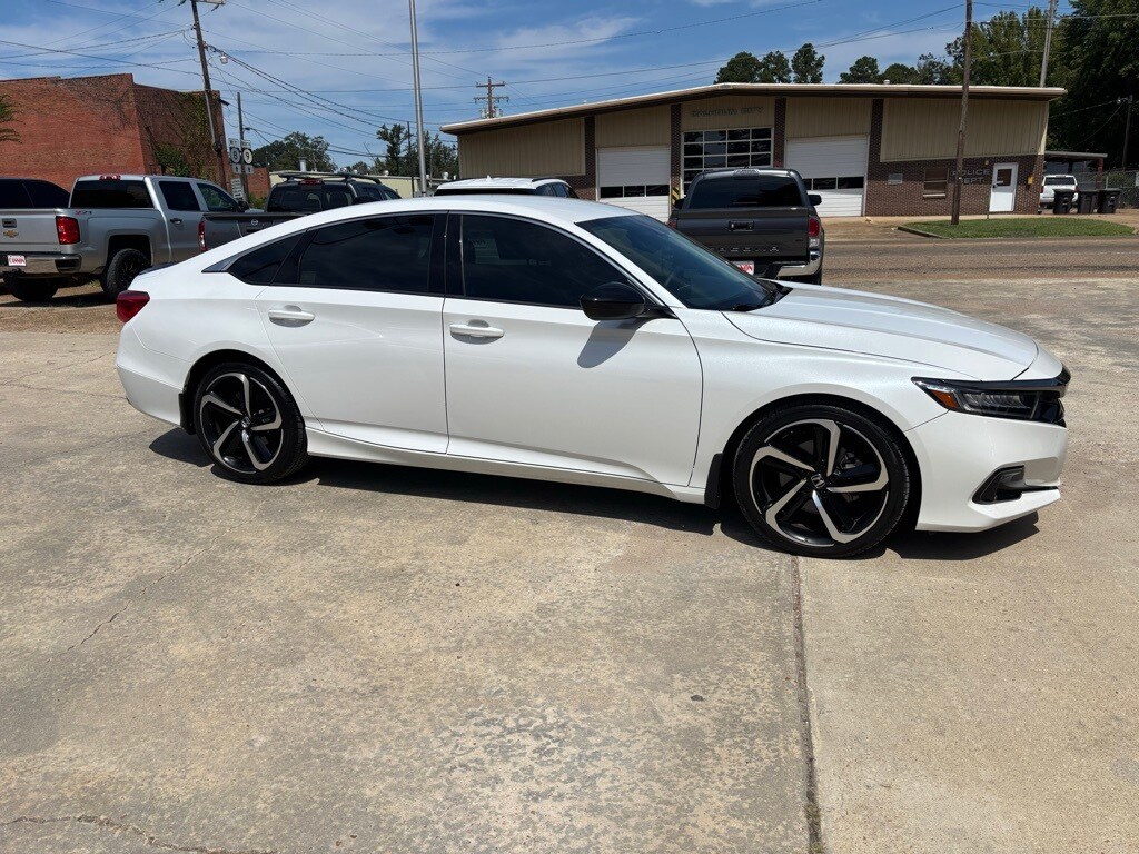 2022 Honda Accord Sport SE 1.5T photo 3