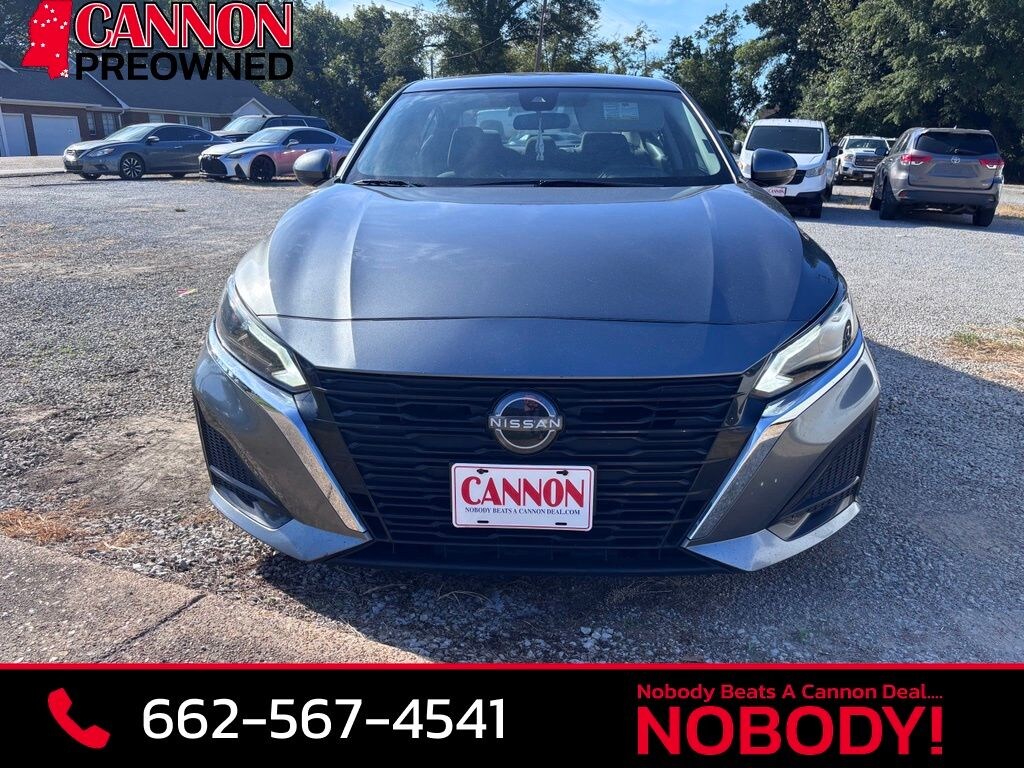 Used 2023 Nissan Altima 2.5 SV Sedan
