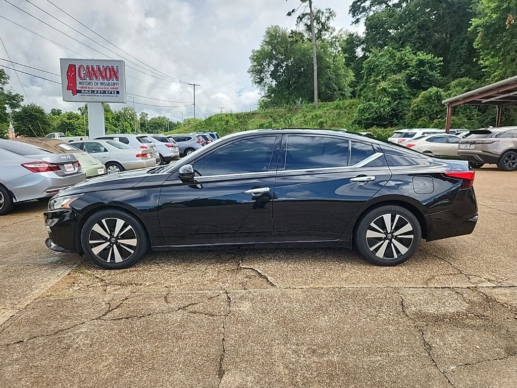 Used 2020 Nissan Altima 2.5 SL Sedan
