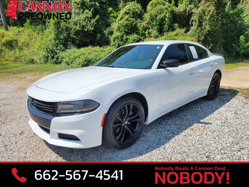 Used 2018 Dodge Charger SXT Sedan