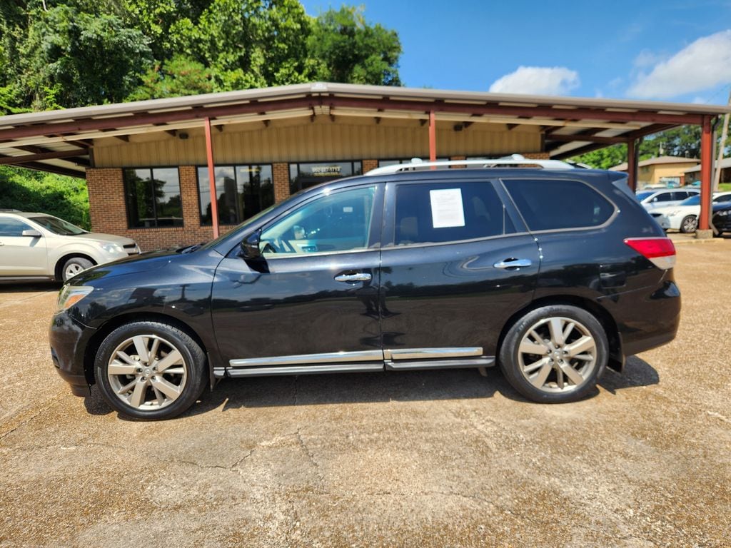 Used 2016 Nissan Pathfinder Platinum SUV
