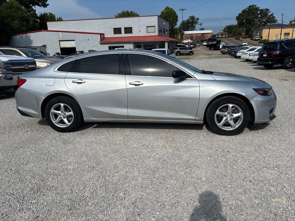 Used 2018 Chevrolet Malibu LS w/1FL Sedan