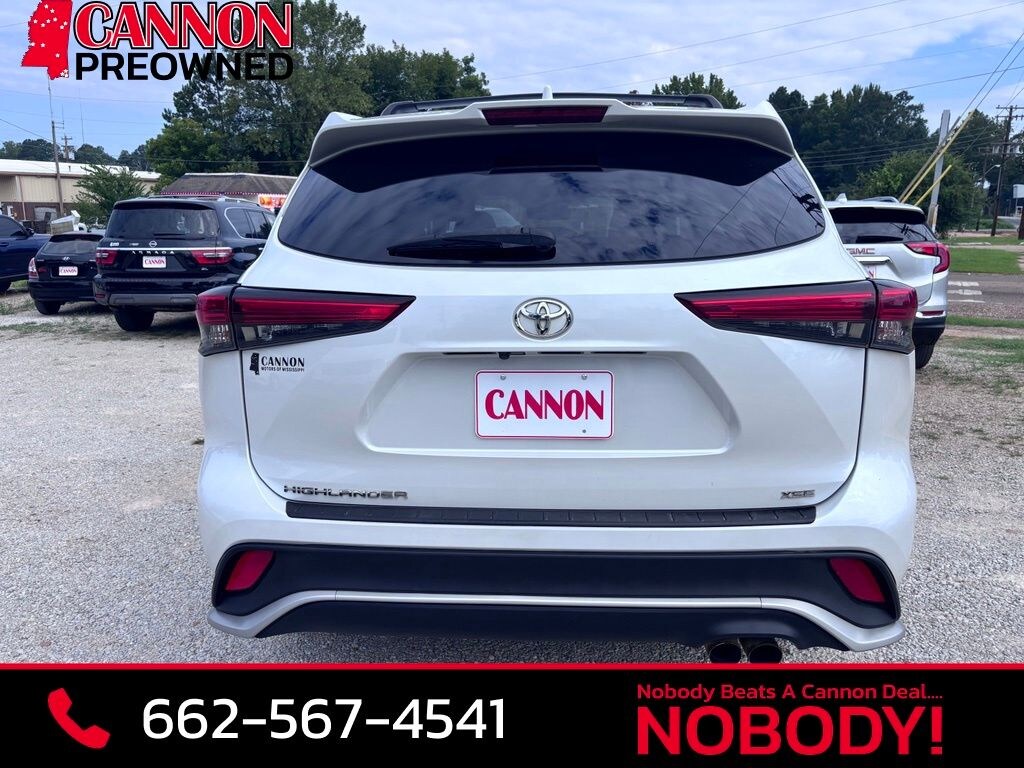 Used 2022 Toyota Highlander XSE SUV