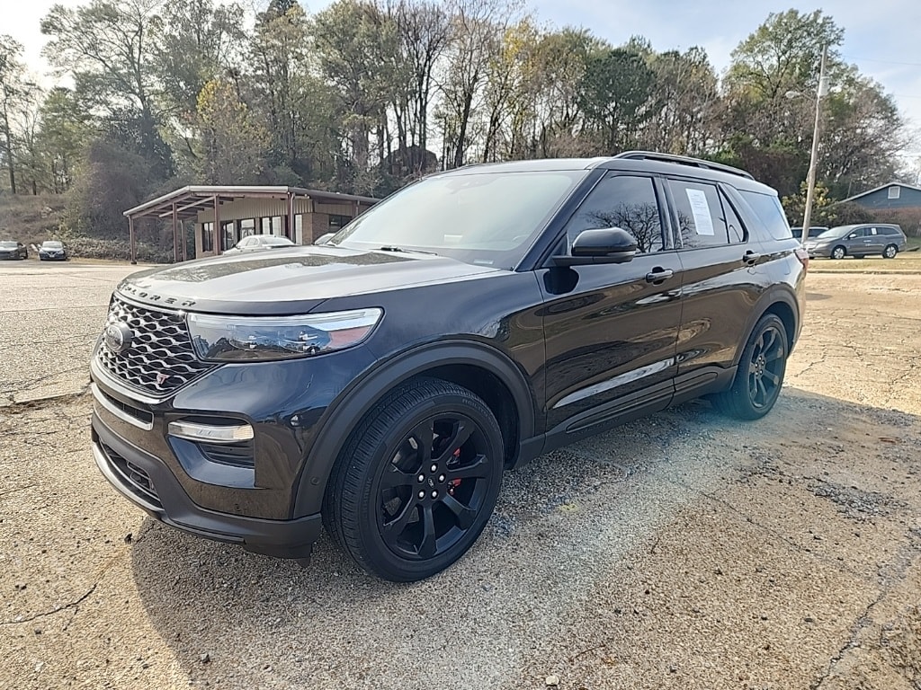 2020 Ford Explorer ST's photo