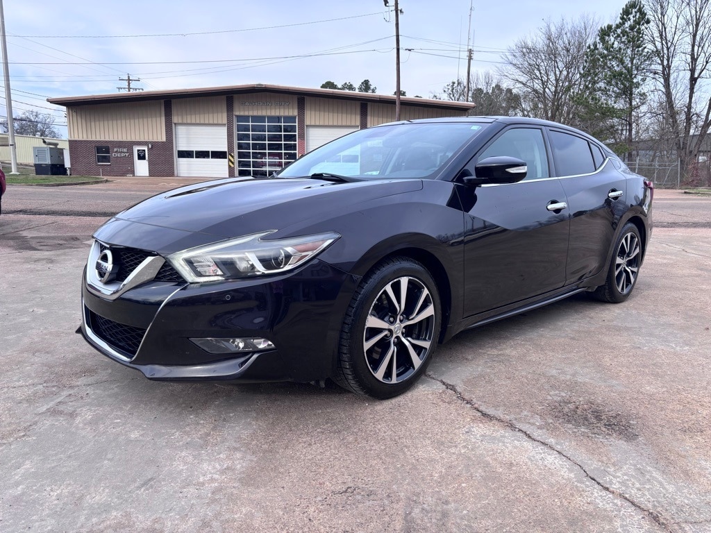 2016 Nissan Maxima Platinum's photo