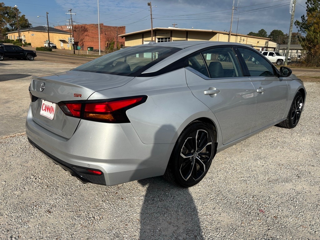 Used 2024 Nissan Altima 2.5 SR Sedan