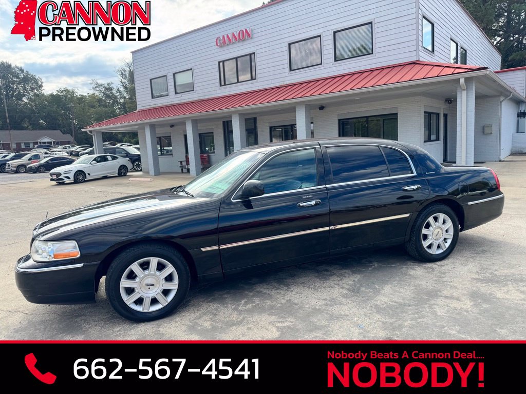  Lincoln Town Car