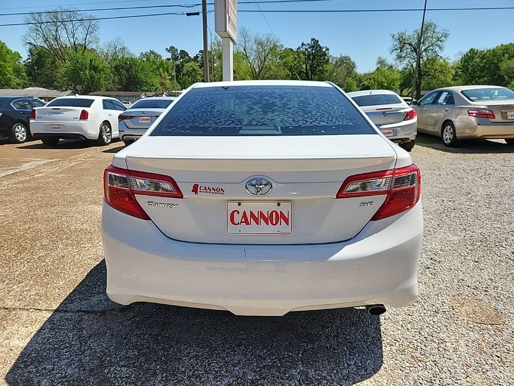 Used 2012 Toyota Camry SE Sedan