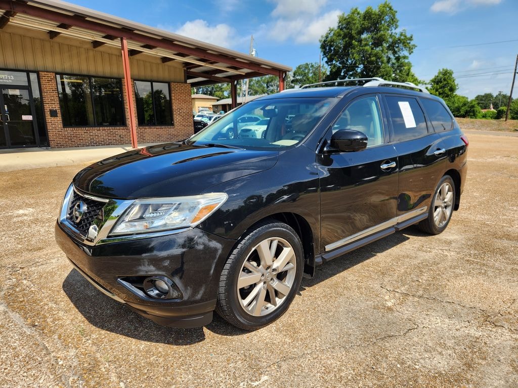 Used 2016 Nissan Pathfinder Platinum SUV