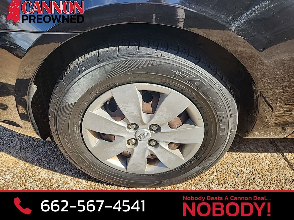 2008 Hyundai Accent GS - Photo 12