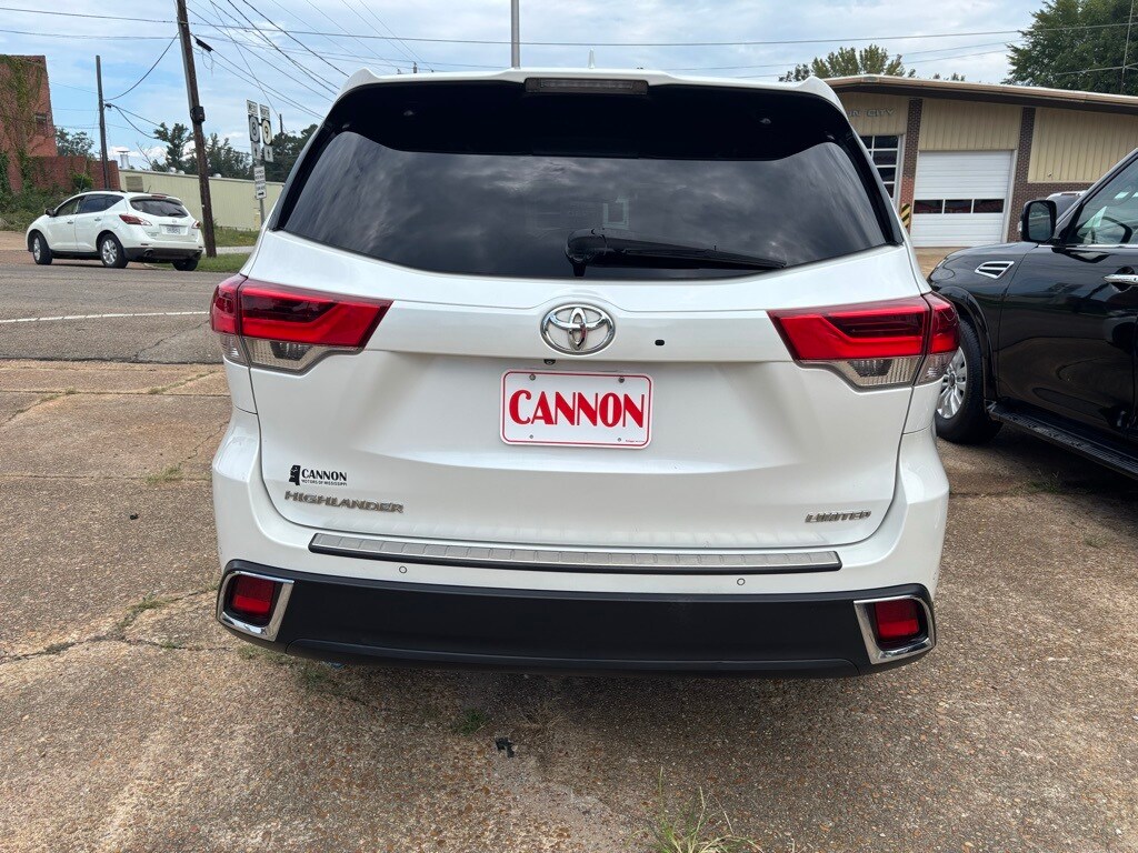 2018 Toyota Highlander Limited photo 2