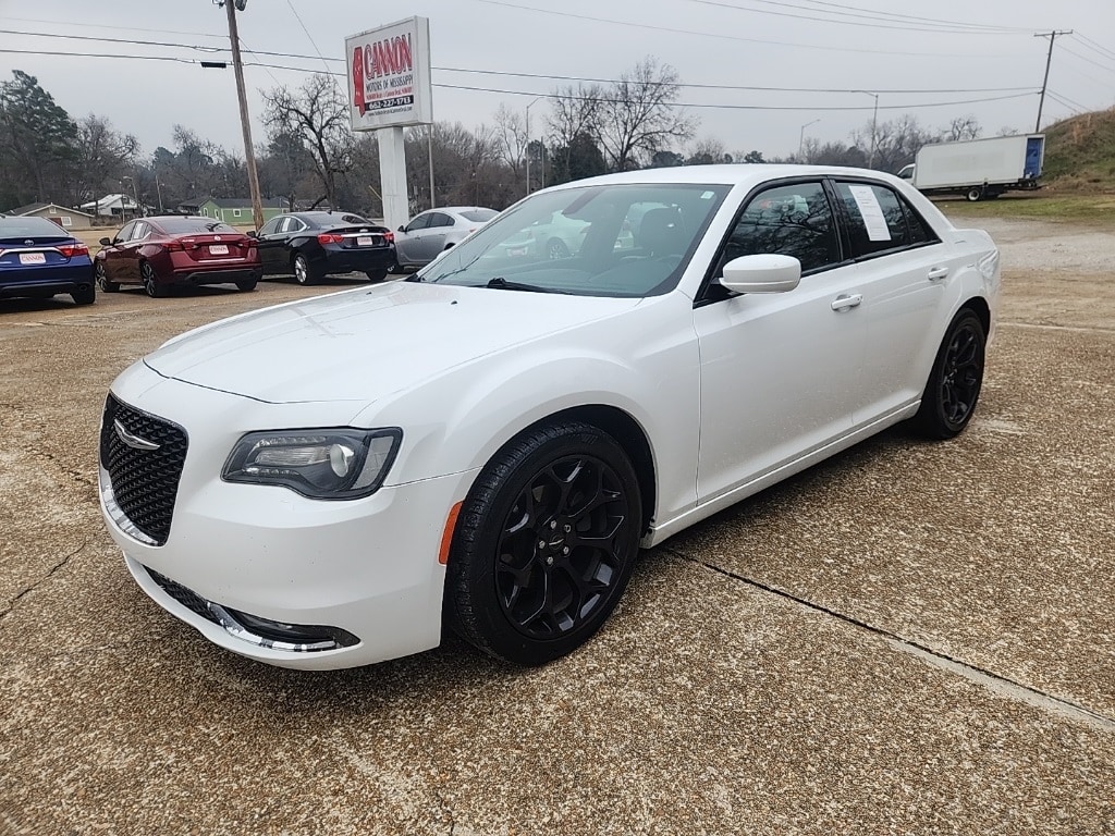 2019 Chrysler 300 S